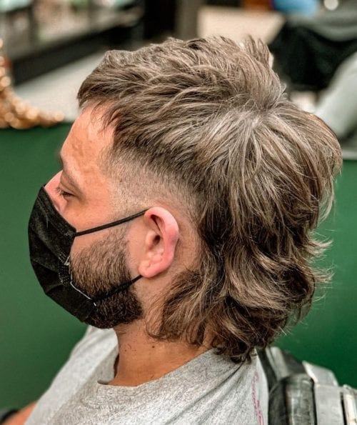 Mullet kết hợp với rìa ngắn