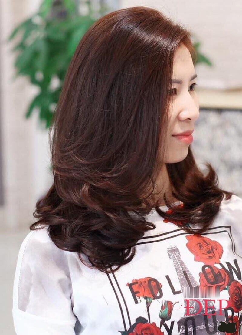 7 kiểu tóc phù hợp cho phụ nữ 30  40 tuổi trẻ trung vượt thời gian   Quykiem3d